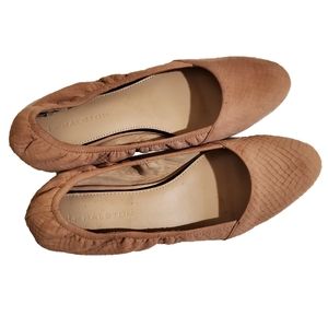 H by Halston Mollie Brown Leather Embossed 8.5